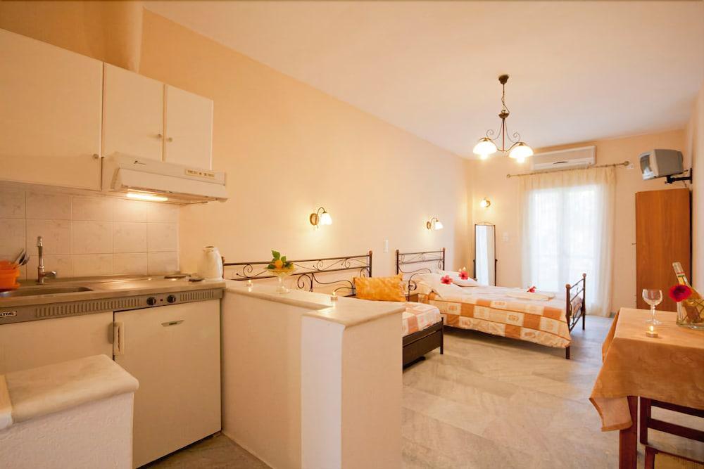 Agia Anna  Agnadi Hotel المظهر الخارجي الصورة